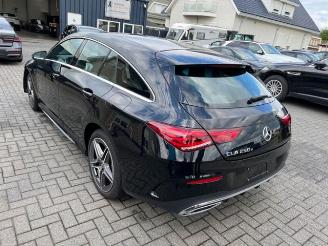 krockskadad bil auto Mercedes Cla-klasse 250E Shooting brake AMG Sport - Ambiente 2020/12