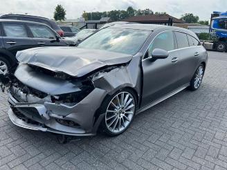 begagnad bil bedrijf Mercedes Cla-klasse 180d Shooting Brake AMG Panorama 2020/6