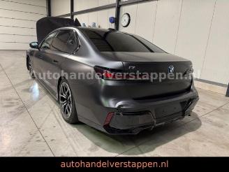 krockskadad bil auto BMW i7 xDrive 60 M Sport 106KWH SKY LOUNGE 2023/5