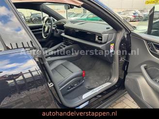 Porsche Macan Electric 4 PDLS+ PASM Hud BOSE picture 18