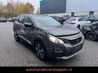 krockskadad bil auto Peugeot 3008 II Allure GT Line 96KW Puretech Panorama 2019/11