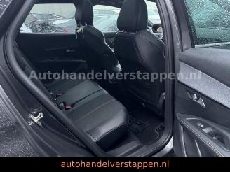 Peugeot 3008 II Allure GT Line 96KW Puretech Panorama picture 16