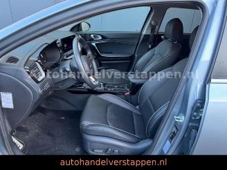 Kia Cee d Ceed Sportswagon Plug-in Hybrid Platinum Edition picture 25