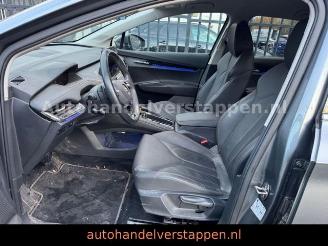 Skoda Enyaq 80 DAB+ Suite Convenience-Paket picture 12