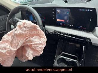 BMW iX1 20eDrive 150KW Panorama HUD DAB++ picture 16