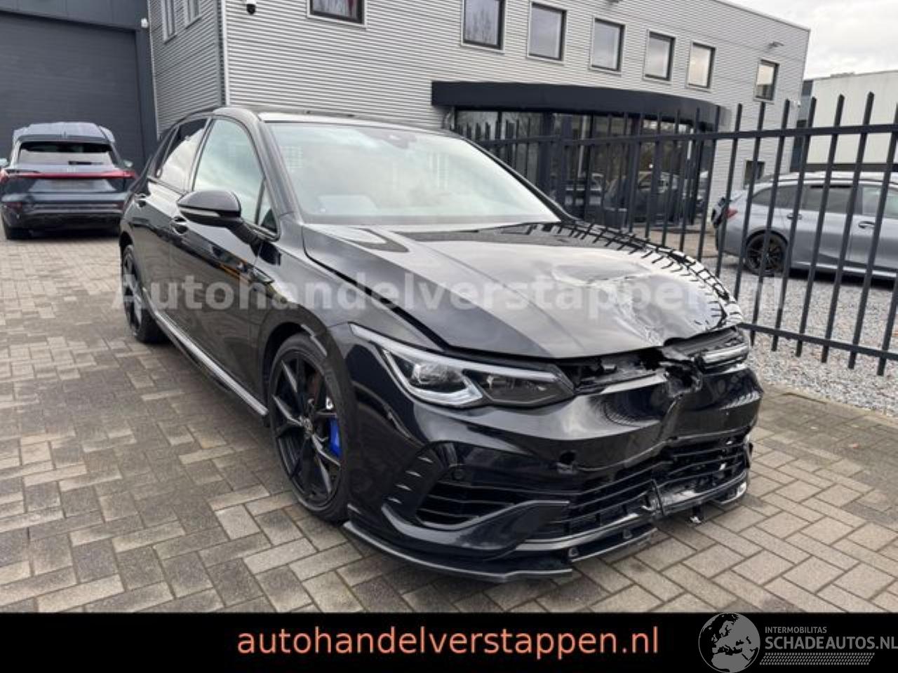 Volkswagen Golf VIII Lim. R 4Motion Performance Pano HUD