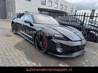 Damaged car Porsche Taycan Sport Turismo GTS Bose Panorama glass 2023/6