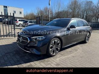 skadebil auto Mercedes E-klasse 300d Avantgard Advancd NW MODL 2024/9