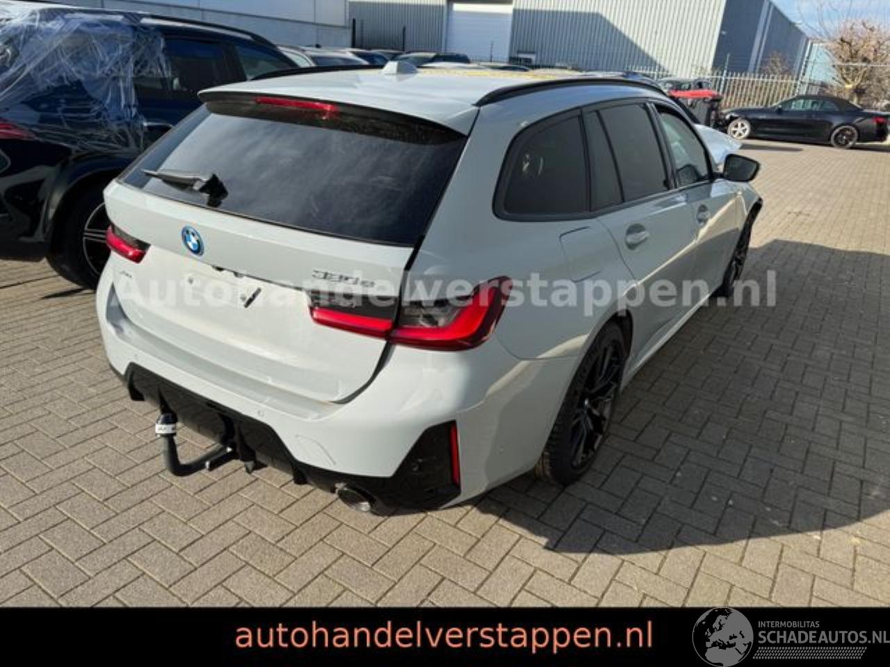 BMW 3-serie 20e M Sport Touring Panorama Harman AHK