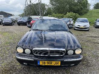 Jaguar XJ 3.0 V6 Sport picture 3