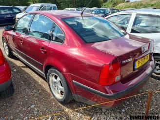 Volkswagen Passat Passat (3B2), Sedan, 1996 / 2000 2.3 VR5 picture 2