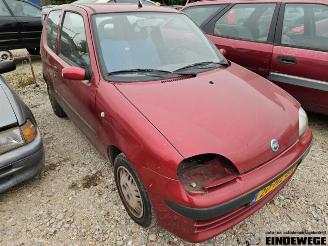 Vrakbiler auto Fiat Seicento Seicento (187), Hatchback, 1997 / 2010 1.1 MPI S,SX,Sporting 2001/8