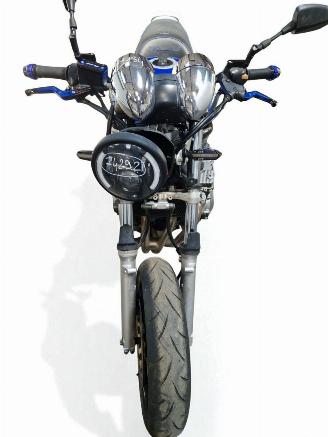 Suzuki Bandit 600  picture 3