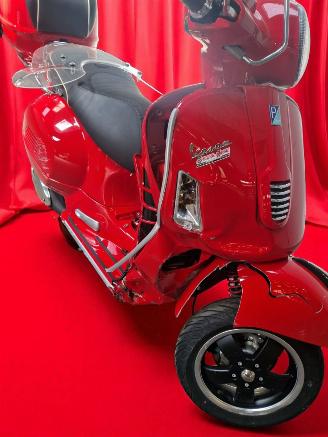 Piaggio  GTS -VESPA picture 4