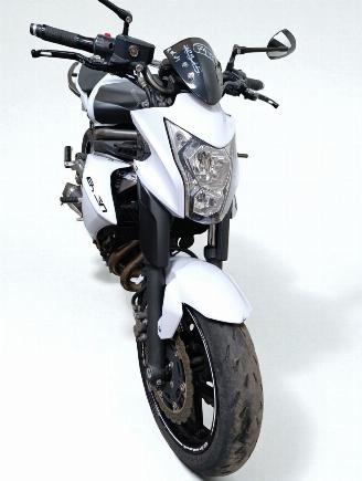 Kawasaki ER - 6 N  picture 2