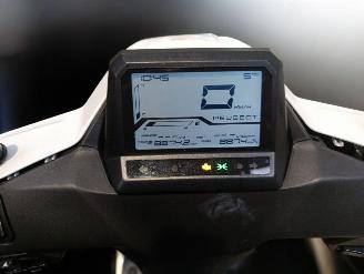 Peugeot  TWEET picture 7