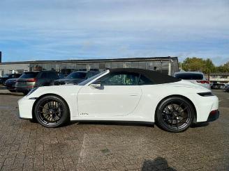 Porsche 911 Carrera 4 GTS T-Hybrid Cabrio *BURMESTER* picture 3