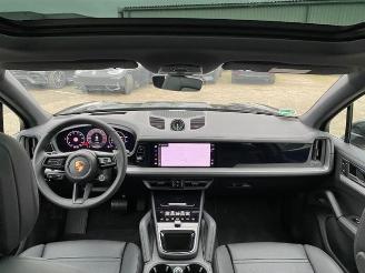 Porsche Cayenne E-Hybrid* HUD - KAM - PANO - AHK - BOSE* picture 24