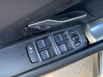 Jaguar E-Pace R-SPORT 250 PK AWD PANORAMA VOLL picture 14