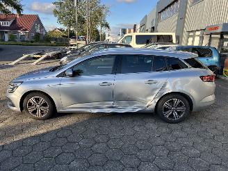 Renault Mégane 1.3 TCe Intens picture 2