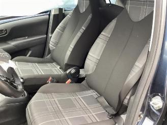 Peugeot 108 108, Hatchback, 2014 1.0 12V picture 19