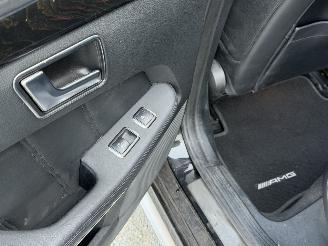 Mercedes E-klasse E63 AMG 4 MATIC PANO/FULL OPTION picture 15