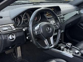 Mercedes E-klasse E63 AMG 4 MATIC PANO/FULL OPTION picture 11