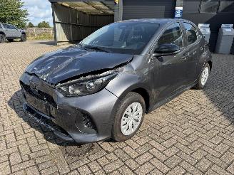 krockskadad bil auto Mazda 2 1.5 - 68 Kw Hybride 2025/4