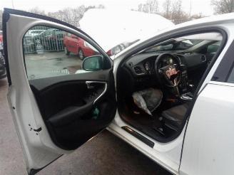 Volvo V-40 V40 (MV), Hatchback 5-drs, 2012 / 2019 2.0 D2 16V picture 11