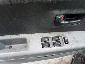 Daihatsu Sirion Sirion 2 (M3), Hatchback, 2005 1.0 12V DVVT picture 9