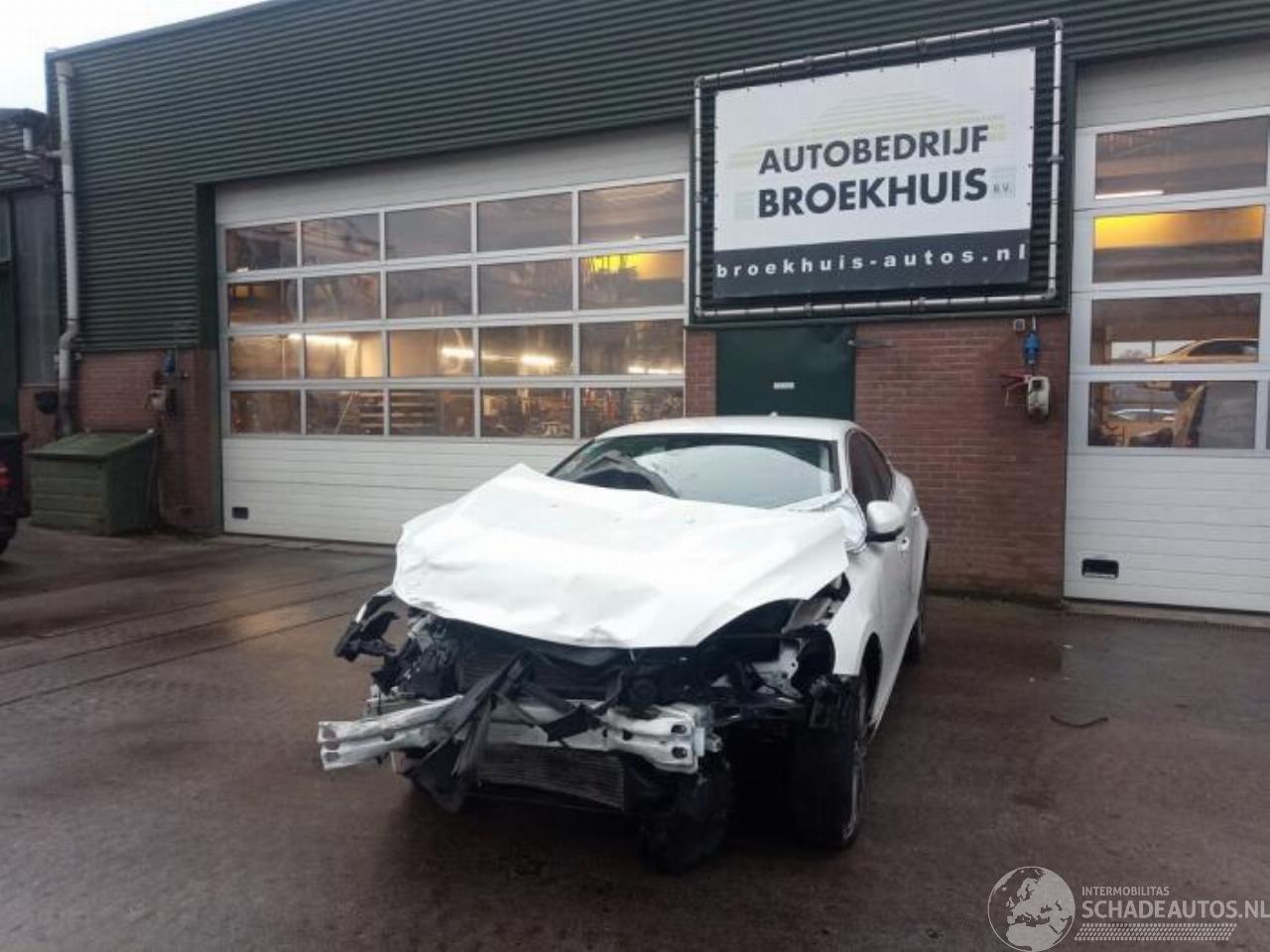 Volvo V-40 V40 (MV), Hatchback 5-drs, 2012 / 2019 2.0 D2 16V