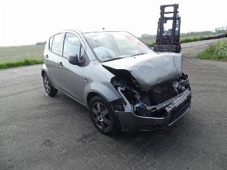 Suzuki Splash 1.0 12v picture 4