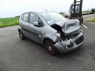 Suzuki Splash 1.0 12v picture 4