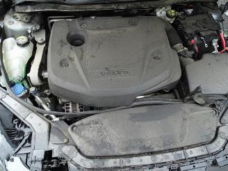 Volvo V-40 2.0 D3 picture 9
