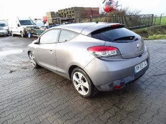 Renault Mégane Coupe 1.5 DCI picture 2