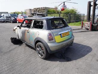 Mini Mini COOPER D picture 2