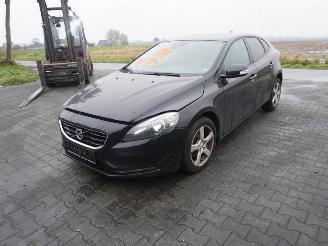 Volvo V-40 1.6 D2 picture 3