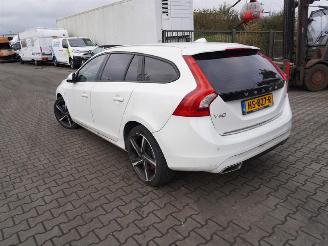 Volvo V-60 D5 20V AWD Twin Engine Plug-in Hybrid picture 2