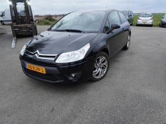 Citroën C4 1.6 16v VTi picture 3