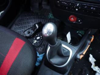 Renault Clio 1.5 dCi picture 10