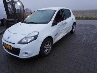 Renault Clio 1.5 dCi picture 3
