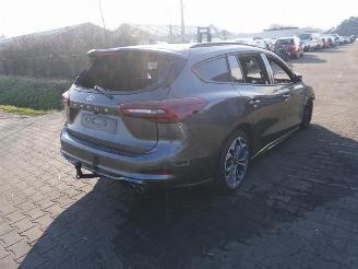 Ford Focus Wagon 1.0 EcoBoost 12V Hybrid 155 picture 1