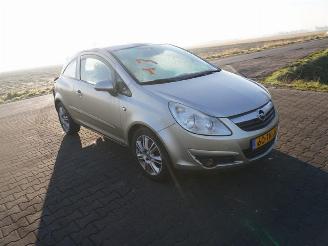 Opel Corsa 1.2 16v picture 4