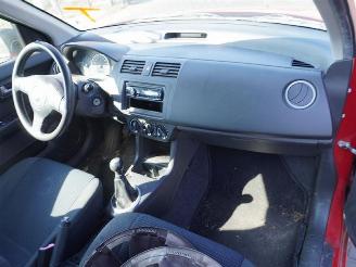 Suzuki Swift 1.3 picture 5