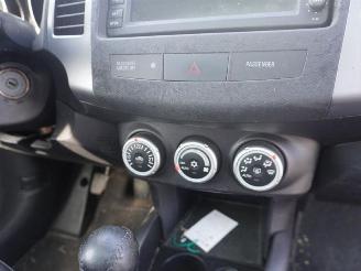 Peugeot 4007 2.2 HDiF 4x4 picture 6