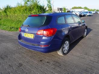 Vrakbiler auto Opel Astra SPORTS TOURER 1.4 16v 2011/10