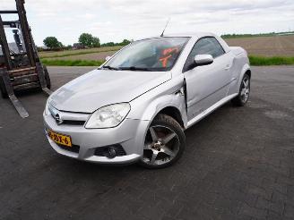 Opel Tigra 1.4 16v picture 3