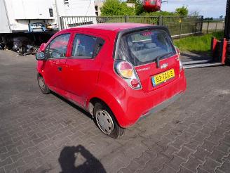 Chevrolet Spark 1.0 16v picture 2