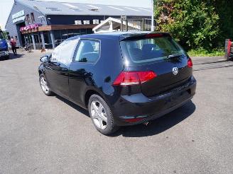 Volkswagen Golf 1.2 TSi picture 2