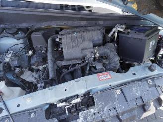 Mitsubishi Space-star 1.0 12v picture 9